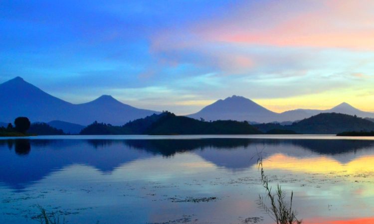 Lake Mutanda - Scenic Beauty, Activities & Lodging Guide