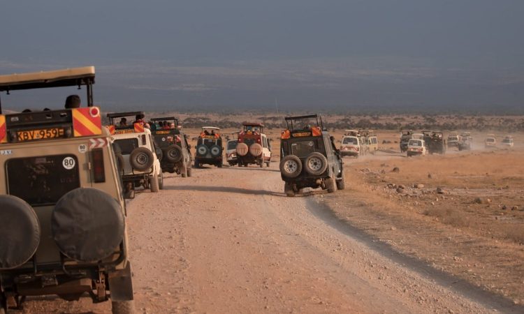 3 Days Kenya Wildlife Tour & Balloon Safari in Amboseli